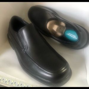 Hush puppies mens shoes leather upper new with box leverage light weight